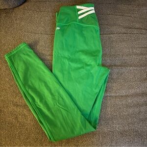 Women’s fabletics Green Athletic Leggings with pocket